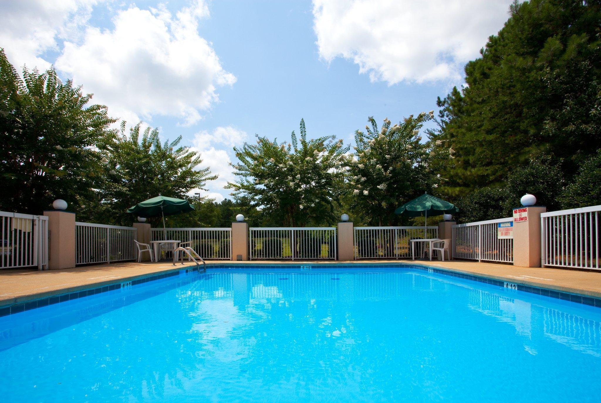 Holiday Inn Express Hillsborough-Durham Area By Ihg Экстерьер фото